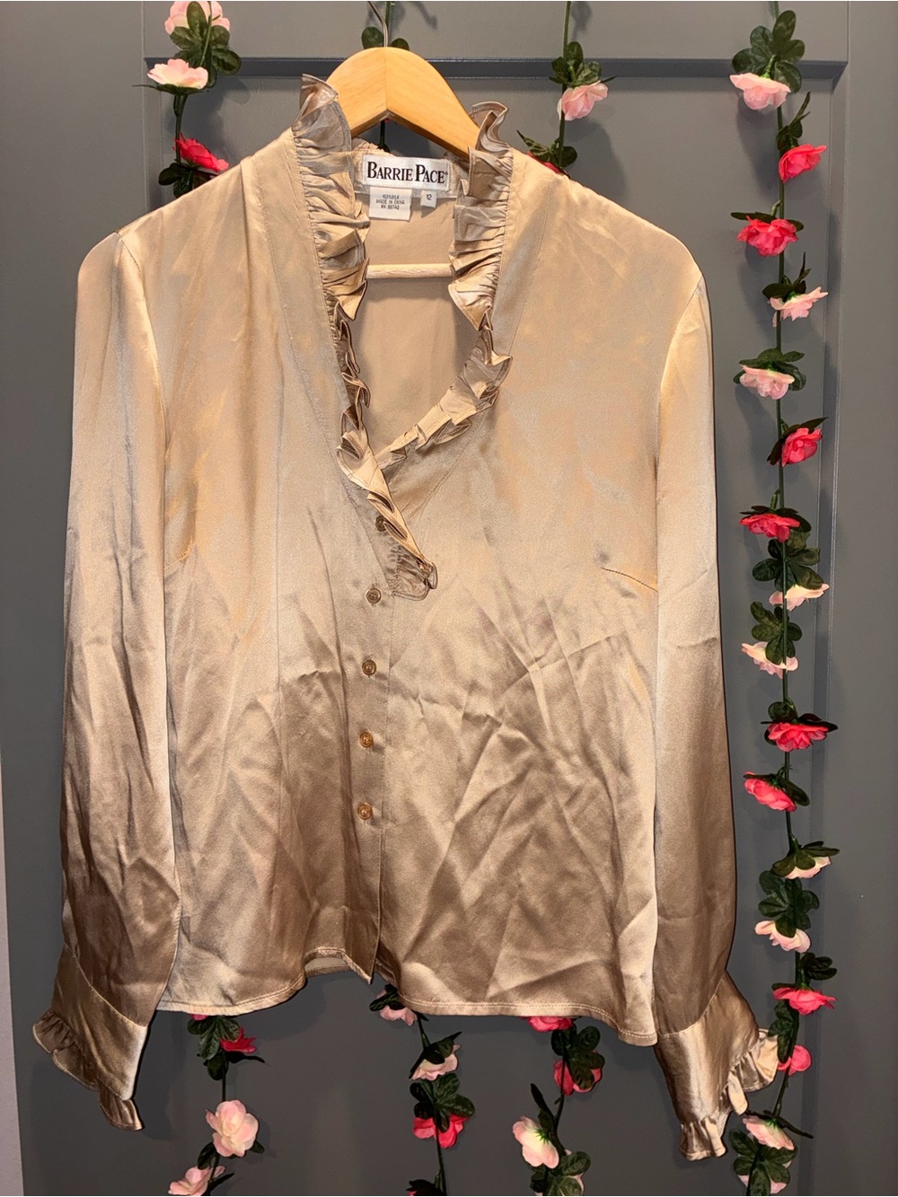 Barrie Pace Cream Ruffled 100% Silk Blouse